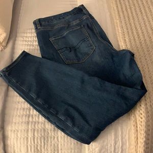 AMERICAN EAGLE OUTFITTERS CURVY JEGGINGS 18R
